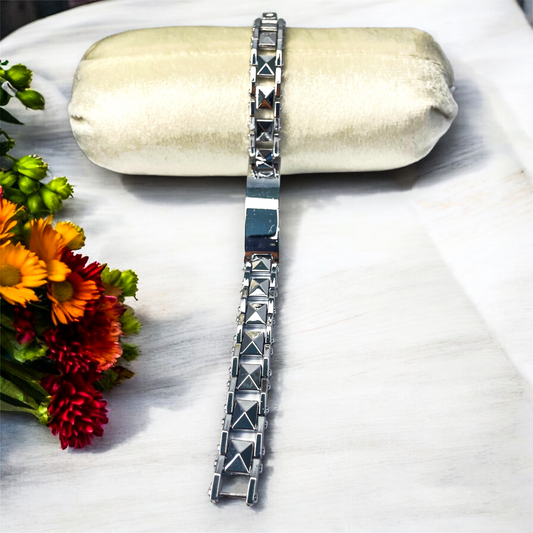 Cubic Link - 10 Karat Rold Gold Bracelet (1 Year Warranty)